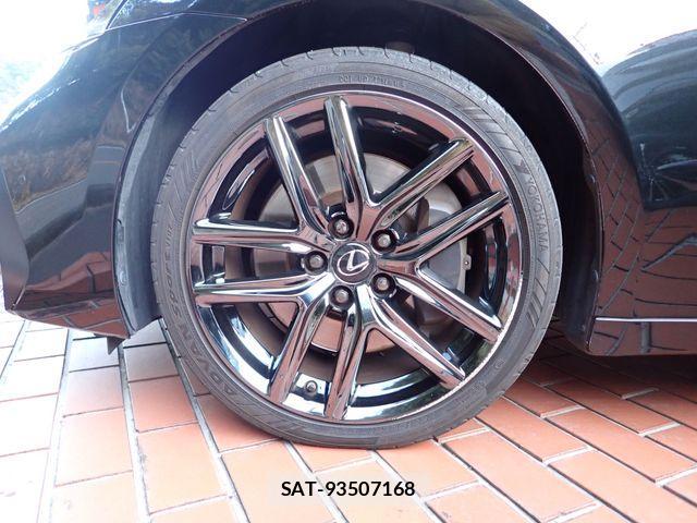 Lexus IS 2019-10 3066375-4