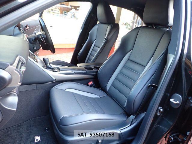 Lexus IS 2019-10 3066375-7