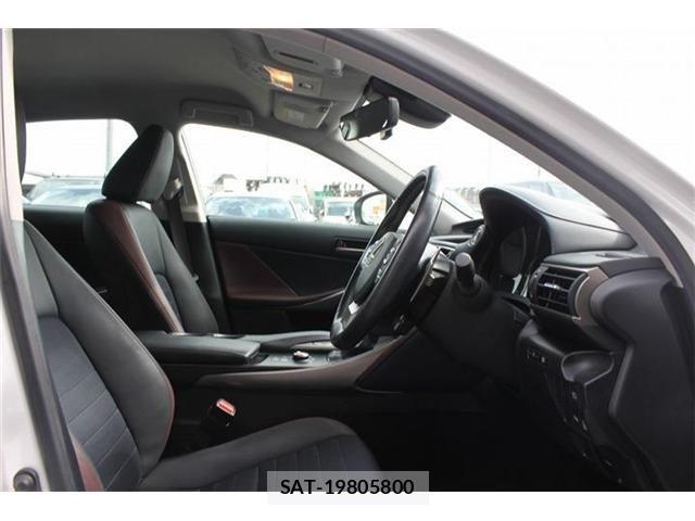 Lexus IS 2018-11 3771349-25