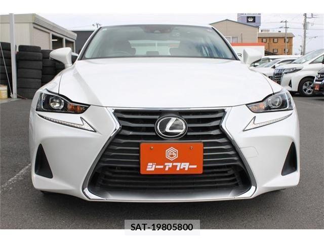 Lexus IS 2018-11 3771349-2