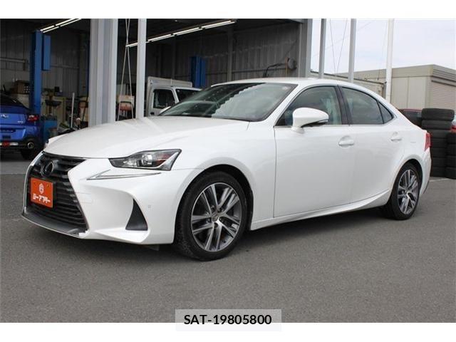 Lexus IS 2018-11 3771349-7
