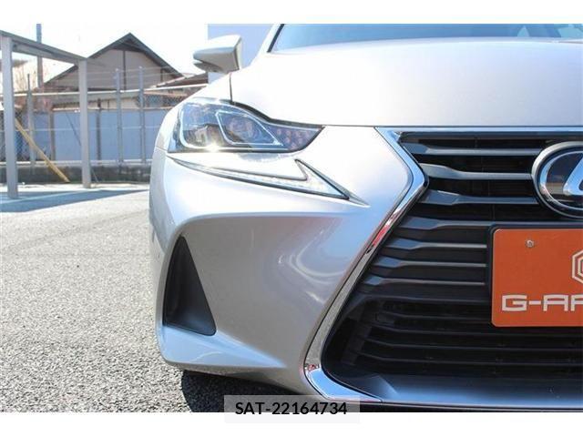 Lexus IS 2017-12 4176034-24