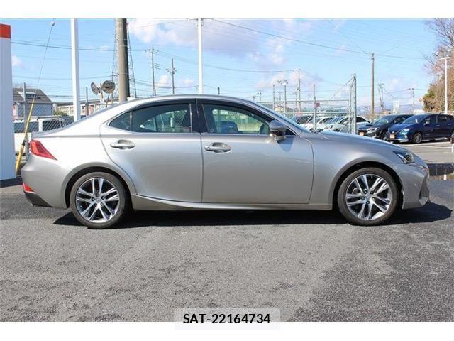 Lexus IS 2017-12 4176034-7