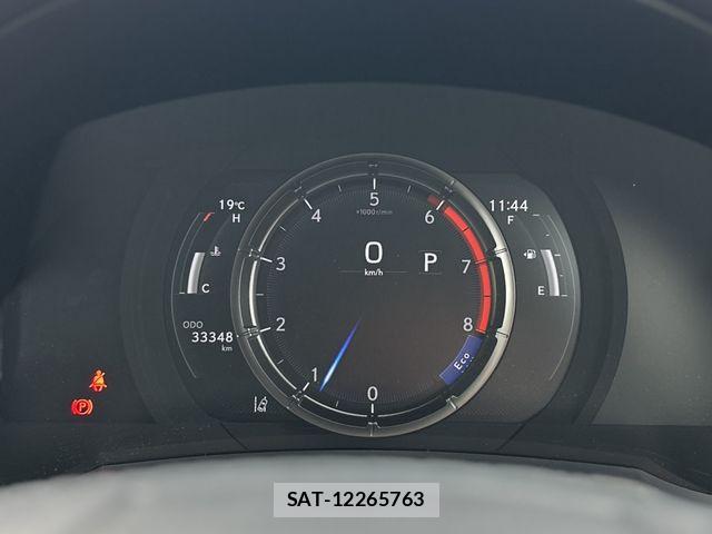 Lexus IS 2021-03 6526516-13