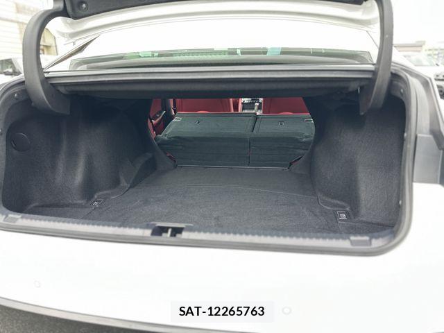 Lexus IS 2021-03 6526516-17