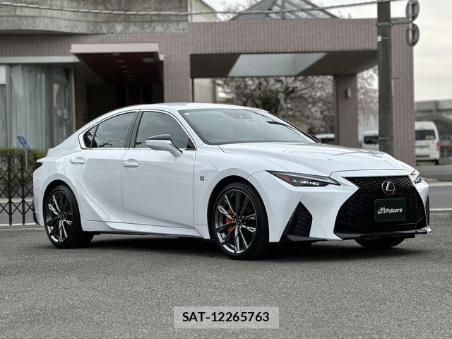 Lexus IS 2021-03 6526516-21