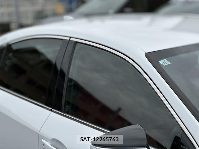 Lexus IS 2021-03 6526516-22