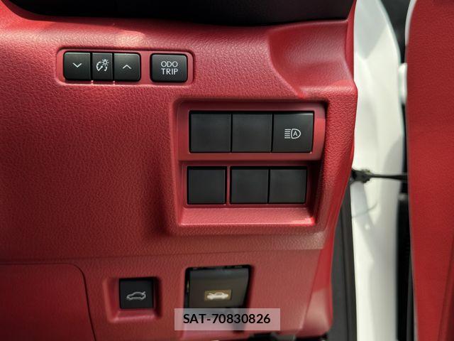 Lexus IS 2021-01 6676656-14