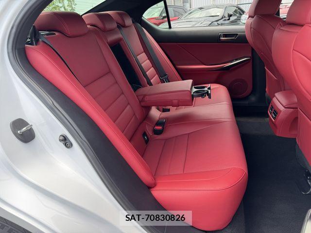 Lexus IS 2021-01 6676656-16