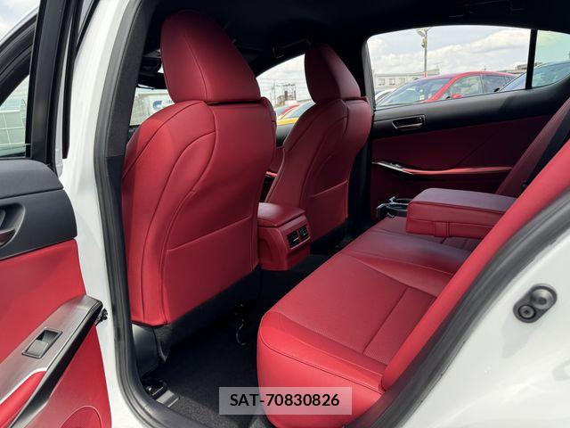Lexus IS 2021-01 6676656-17