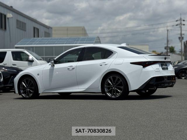 Lexus IS 2021-01 6676656-27