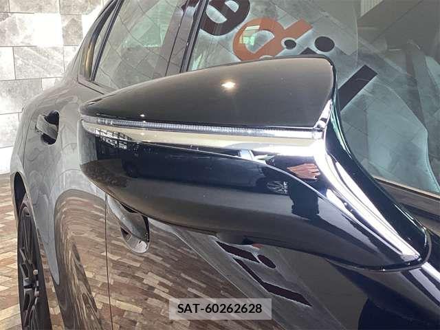 Lexus IS 2023-06 6907680-15