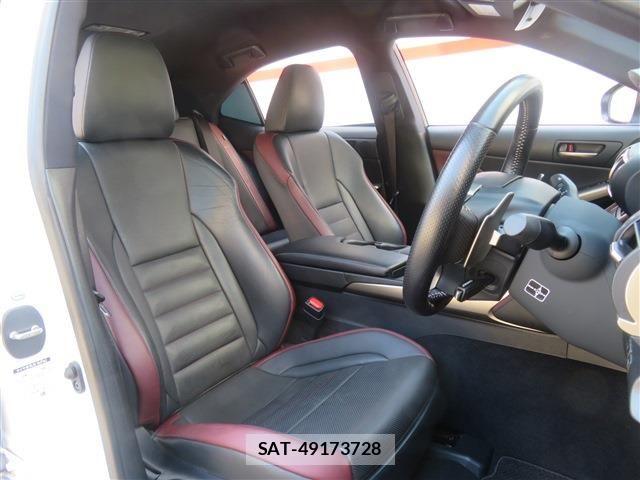Lexus IS 2017-11 6995089-9