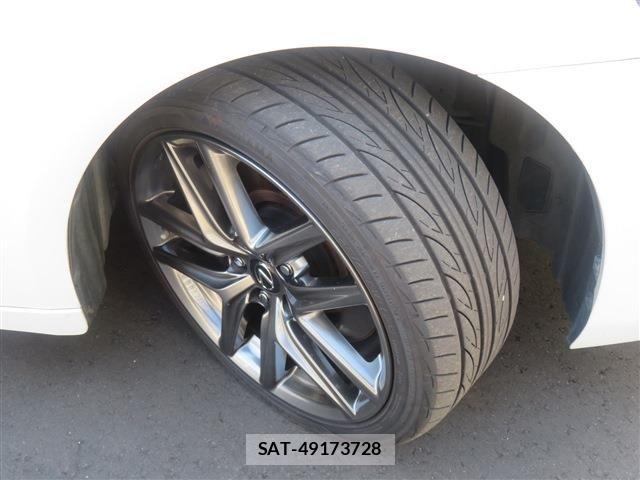 Lexus IS 2017-11 6995089-6