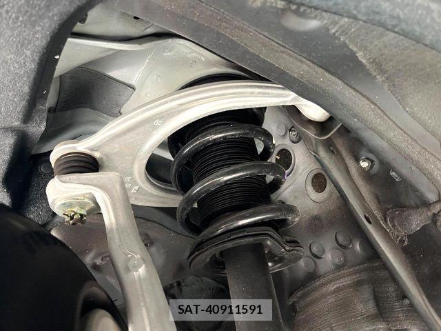 Lexus IS 2020-11 6995080-19