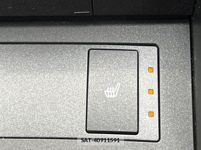 Lexus IS 2020-11 6995080-3