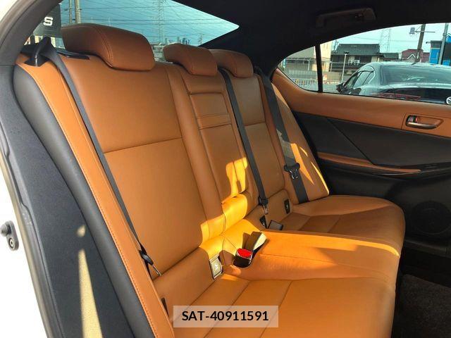 Lexus IS 2020-11 6995080-8