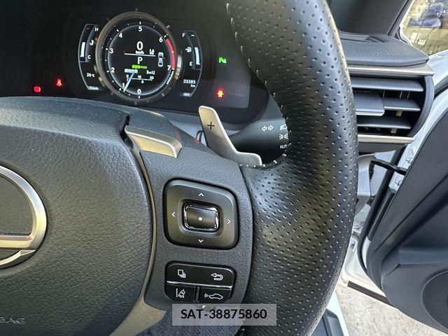 Lexus IS 2019-09 7059244-11