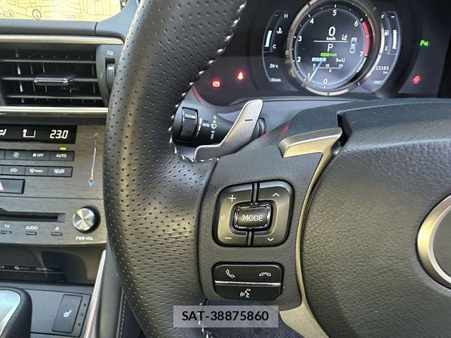 Lexus IS 2019-09 7059244-12