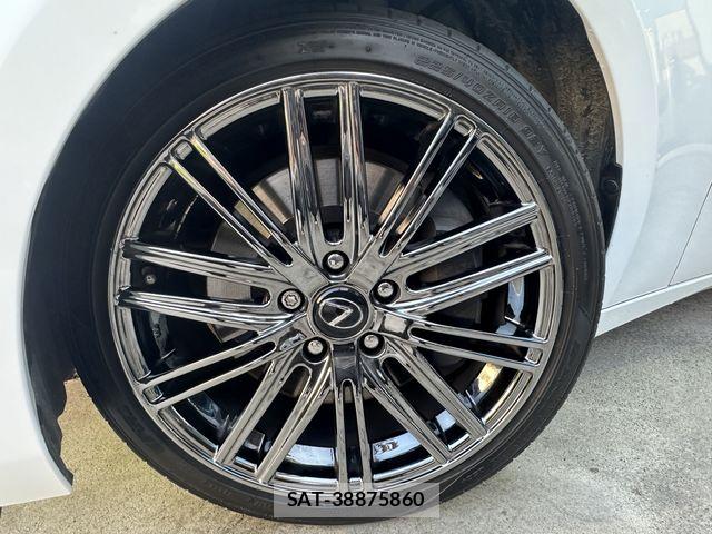 Lexus IS 2019-09 7059244-4