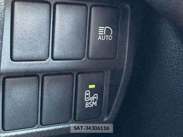 Lexus IS 2017-10 7220917-28