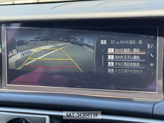 Lexus IS 2017-10 7220917-3