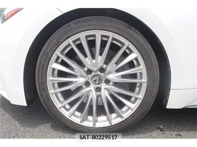 Lexus IS 2020-11 7220919-15