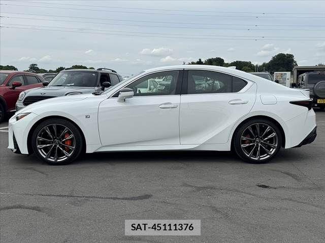 Lexus IS 2021-06 7220920-11
