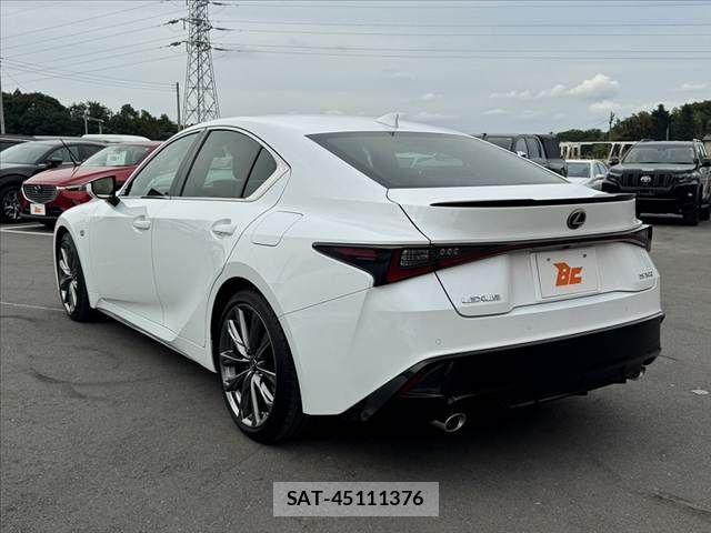 Lexus IS 2021-06 7220920-12