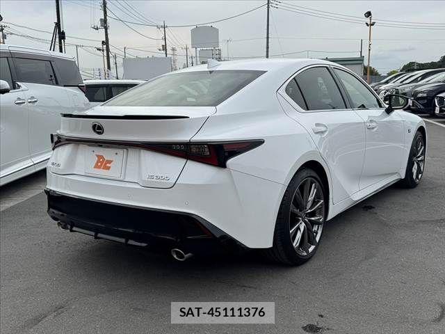 Lexus IS 2021-06 7220920-14