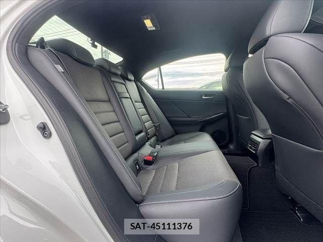 Lexus IS 2021-06 7220920-19