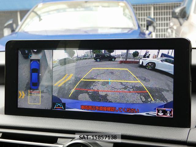 Lexus IS 2025-10 7217036-21