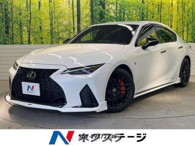 Lexus IS 2022-04 7328014-0