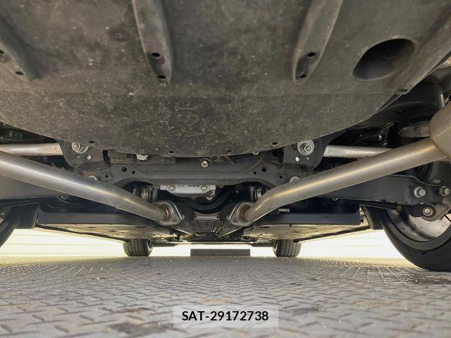 Lexus IS 2022-04 7328014-18