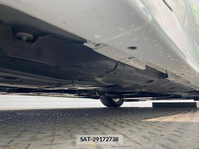 Lexus IS 2022-04 7328014-19