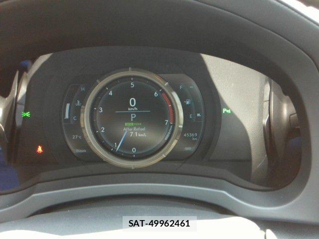 Lexus IS 2019-07 7358479-3