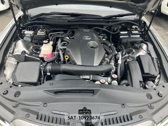 Lexus IS 2021-08 7455385-29