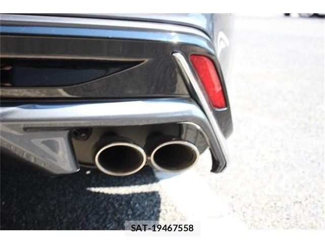 Lexus IS 2022-07 7455384-12