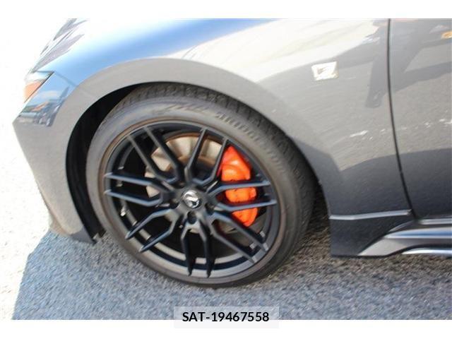 Lexus IS 2022-07 7455384-16