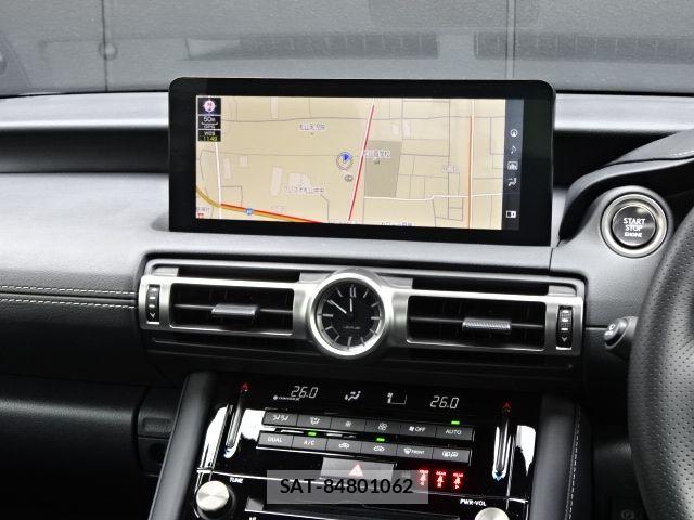 Lexus IS 2022-07 7455383-16