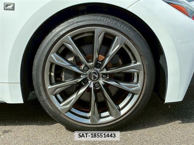 Lexus IS 2020-12 7725044-10