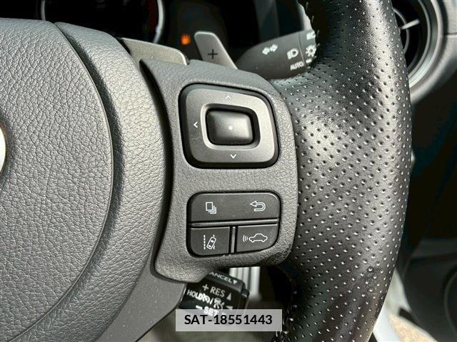 Lexus IS 2020-12 7725044-20