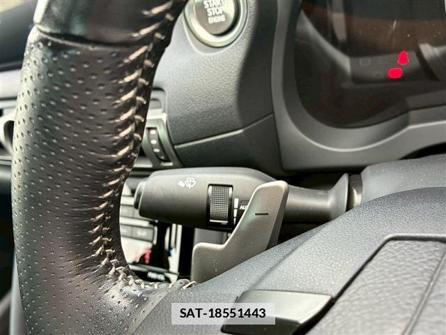Lexus IS 2020-12 7725044-21