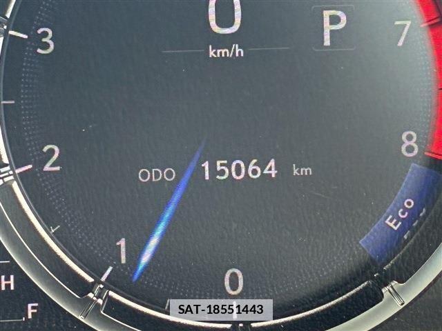Lexus IS 2020-12 7725044-24