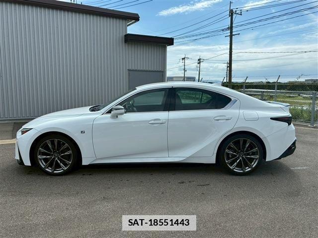 Lexus IS 2020-12 7725044-8
