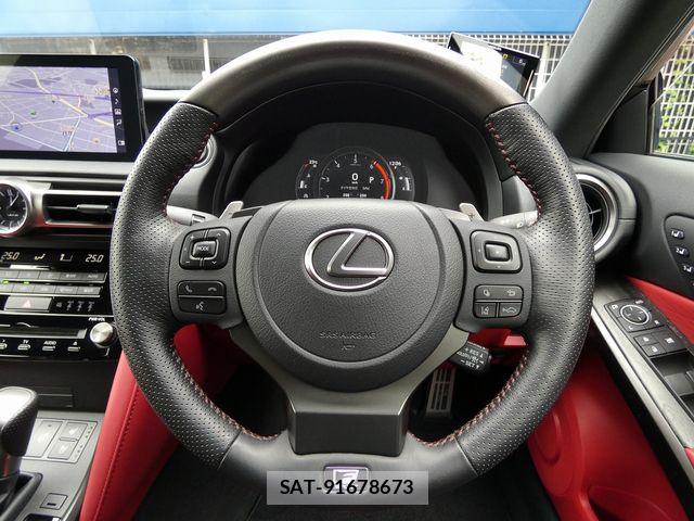 Lexus IS 2021-08 7725043-17