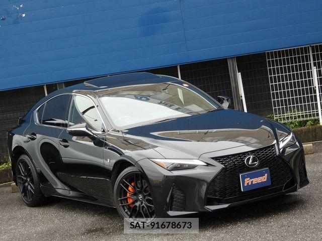 Lexus IS 2021-08 7725043-4