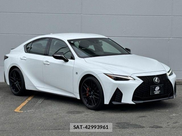 Lexus IS 2022-06 8036410-19
