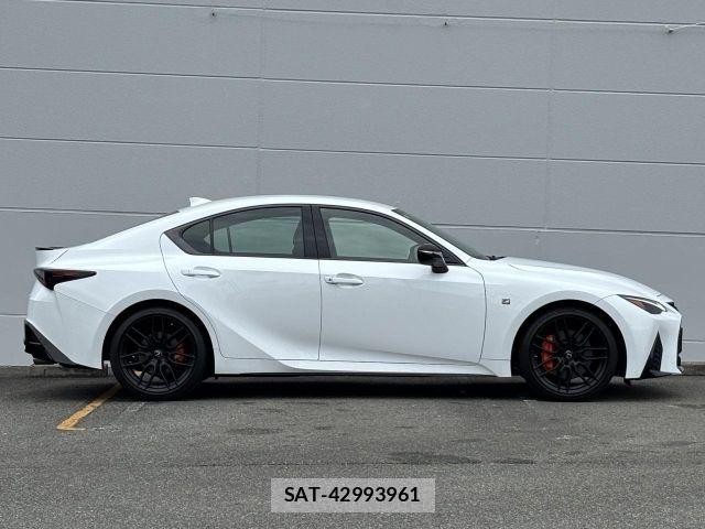 Lexus IS 2022-06 8036410-20