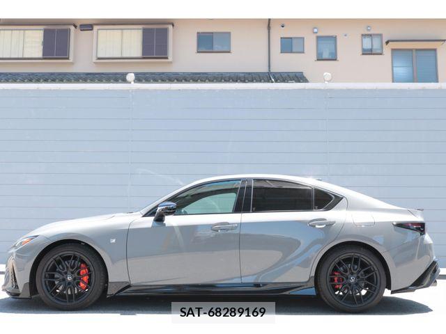 Lexus IS 2023-09 8036408-12